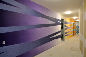 Untitled (wallpainting), Lebensort Vielfalt am Südkreuz, Berlin, 2023
Acrylic on wall, 2.57 m x approx. 60 m wall length in total 
(Completion of the building in summer 2023)
