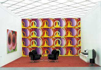 Downtown und andere unbekannte Orte, Württembergischer Kunstverein, Stuttgart, 1998 /                     Rückwand: o.T., 1998, Acryl auf Leinwand, 360 x 550 cm, 20-teilig 