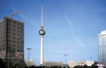 Alexanderplatz, Berlin, 2003, digitale Bildmontage, Größe variabel
