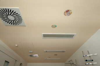 Untitled, ceiling design in the 1L intensive care unit, acrylic on paper, Robert-Bosch-Hospital, Stuttgart, 2022 